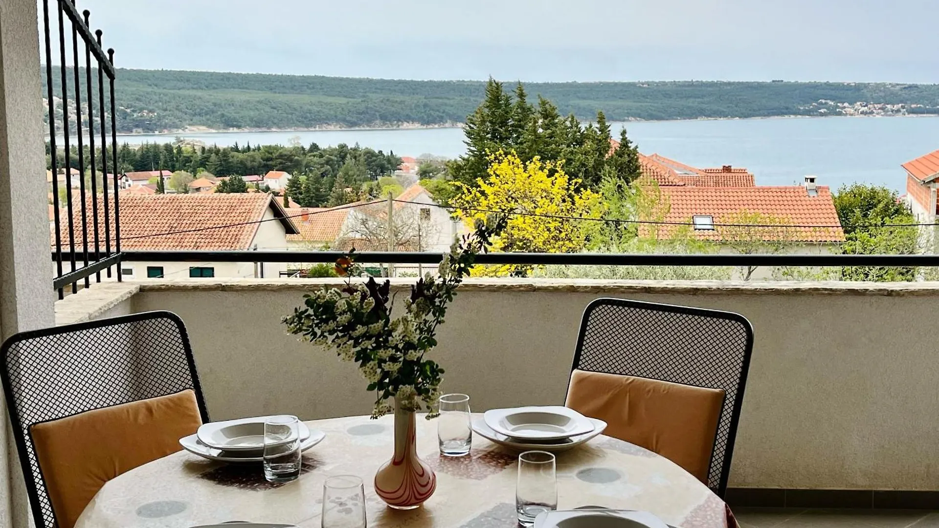 Ferienwohnung Stela In Karin Gornji Gornji Karin